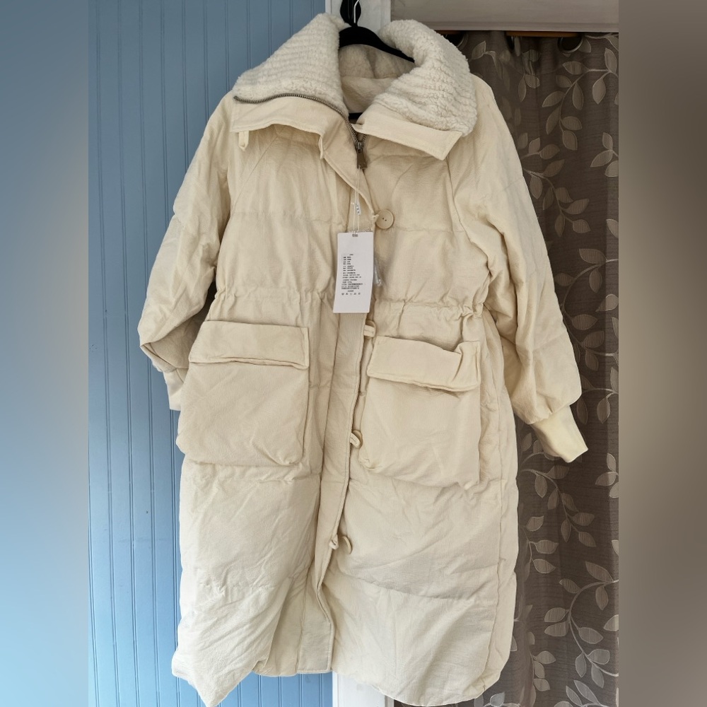 Women's down Cream Puffer Coat